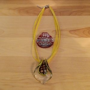 Art glass 3 pc. pendant set